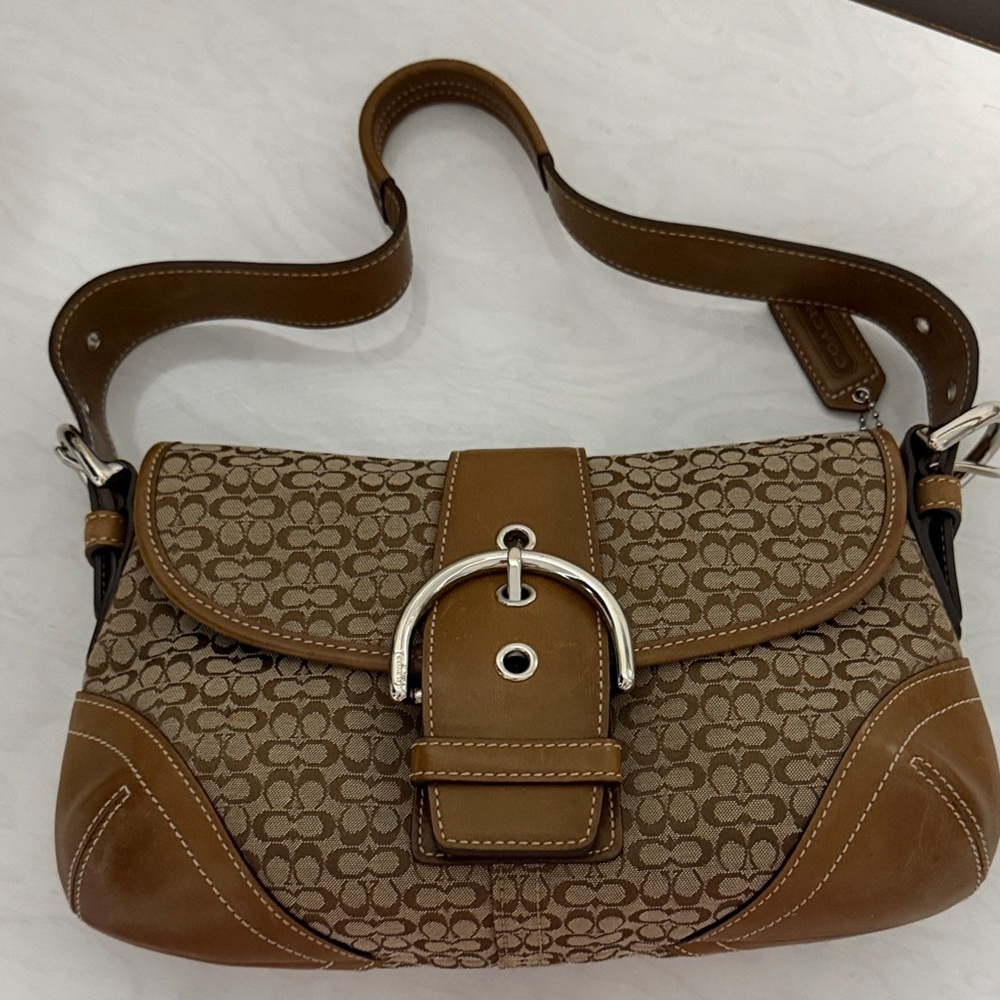 Vintage coach soho flap bag